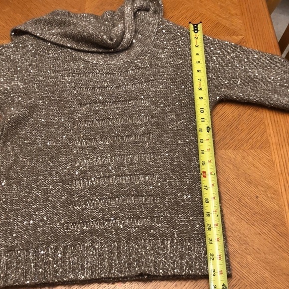 Chico’s Gold Sequin Sweater Extra Small - Picture 6 of 8
